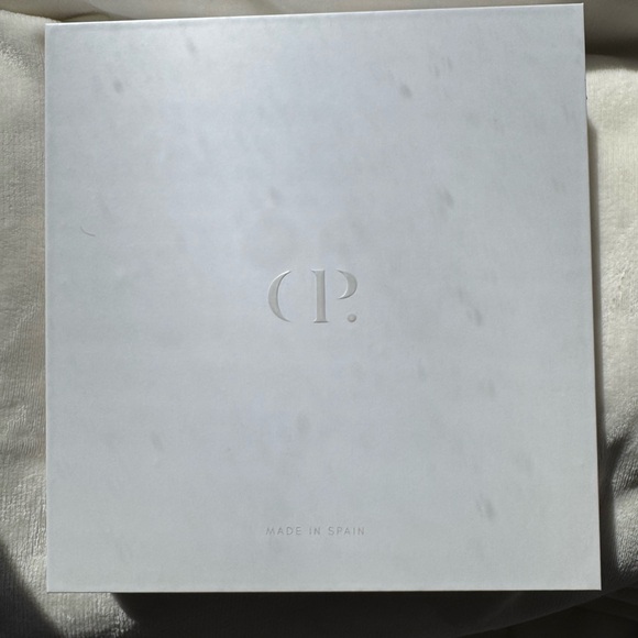 Cloth& Paper Gray Leather Folio - Picture 3 of 14